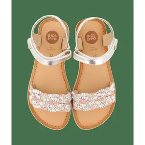 Girl's sandals image-2