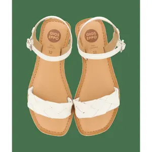 Girl's sandals image-2