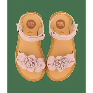 Girl's sandals image-2