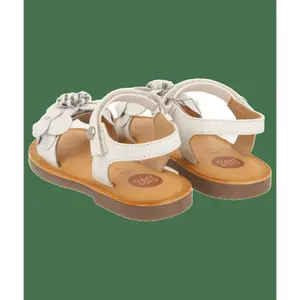 Girl's sandals image-2