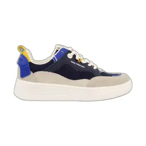 Children's sneakers image-0