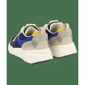 Children's sneakers image-2