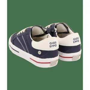 Children's sneakers image-2