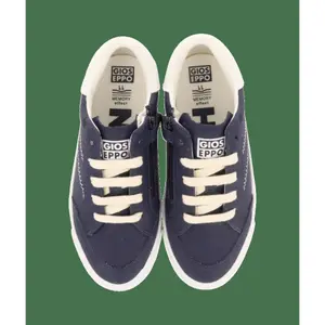 Children's sneakers image-3