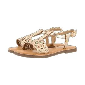 Girl's sandals image-0