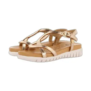 Girl's sandals image-1