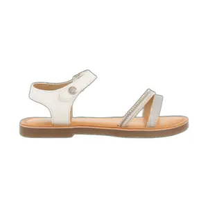 Girl's sandals image-0