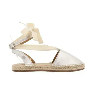 Girl's sandals image-0