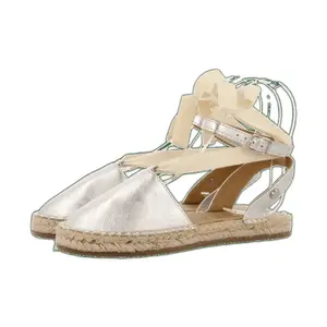 Girl's sandals image-1