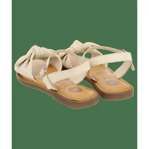 Girl's sandals image-2