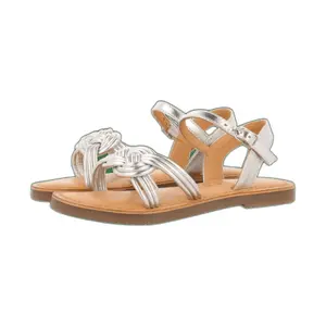 Girl's sandals image-1