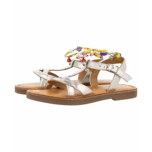 Girl's sandals image-0