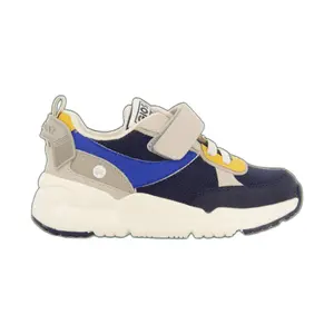 Children's sneakers image-0