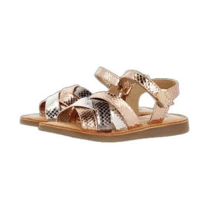Girl's sandals image-1