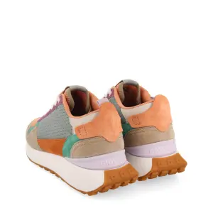 Formadoras de mulheres Gioseppo Telfes image-2