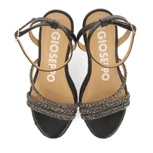 Sandálias de plataforma feminina Gioseppo Menfi image-2