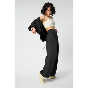 Women’s Adjustable Trousers Girlfriend Collective Amy image-2