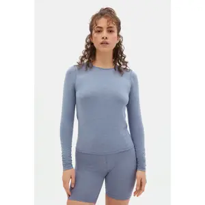 Women’s fitted long sleeve T-shirt Girlfriend Collective Meteor ReSet image-1