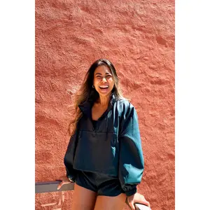 Giacca impermeabile da donna con 1/2 zip Girlfriend Collective Hummingbird image-2