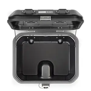 Complete background Givi DLM46 image-2