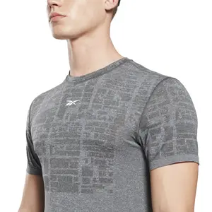 Camiseta Reebok sans coutures United By Fitness image-3