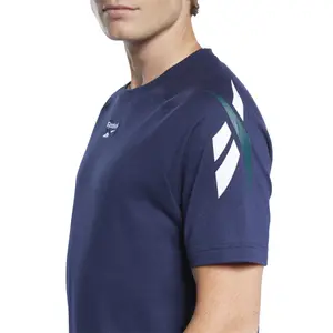 T-shirt Reebok Classics Vector image-3