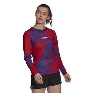 Camiseta de manga larga para mujer adidas Terrex Primeblue Trail Graphic image-2