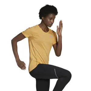 Camiseta de mujer adidas Runner image-0