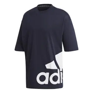 Camiseta adidas Big Badge of Sport Boxy image-0