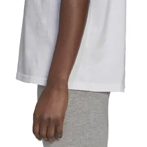 Koszulka damska adidas Essentials Logo Boyfriend image-4