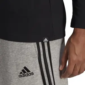 Camiseta adidas Worldwide Sport Front and Back Graphic image-0