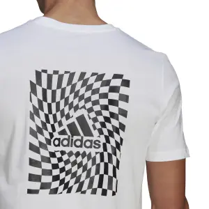 Camiseta adidas Race Flag Front and Back Graphic image-0