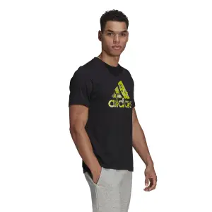 Camiseta adidas Branded Tape Logo Graphic image-4