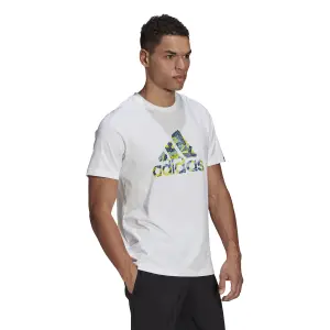 Camiseta adidas Branded Tape Logo Graphic image-4