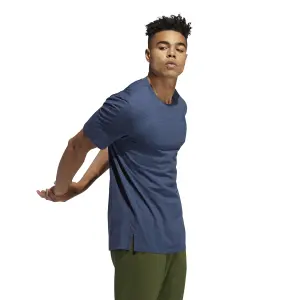 Camiseta adidas City Elevated image-1