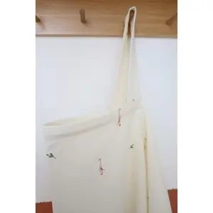 Cache-col de amamentação para bebé Gloop! Farm image-2