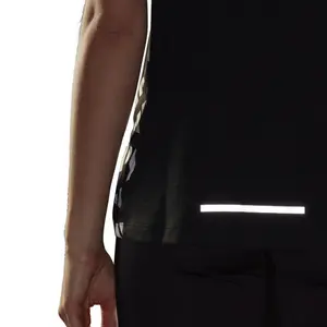 Camiseta de tirantes para mujer adidas Own The Run Celebration image-6