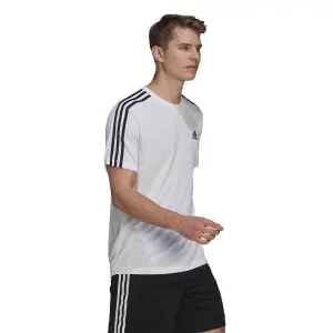 Camiseta adidas Aeroready Designed To Move Sport 3-Bandes image-4