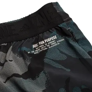 Pantaloncini da donna adidas ZNE AOP Aeroready image-3