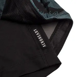 Pantaloncini da donna adidas ZNE AOP Aeroready image-5