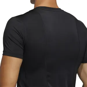 Camiseta adidas Techfit Compression image-0