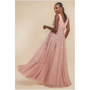 Lång ärmlös palettklänning med handdekorerade paljetter dam Goddiva Sunray image-1