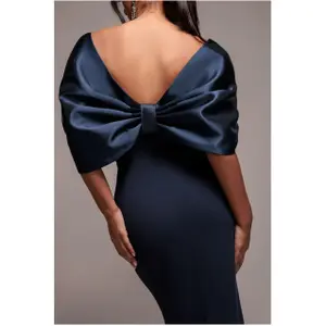 Vestido ajustado largo con hombros al aire y lazo en la espalda mujer Goddiva Scuba image-2