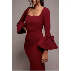 Langærmet tætsiddende kjole med flæser og bærestrop kvinde Goddiva image-3