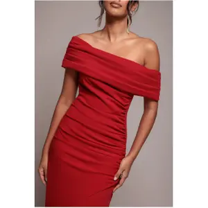 Maxi Plisseret Asymmetrisk Bardot Skærpet Og Udbredt Kjole Kvinde Goddiva image-2