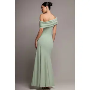 Asymmetrisk Plisserad Klänning Bardot Dam Goddiva Maxi image-1