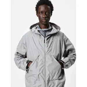 Chaqueta cortaviento con capucha Goldwin Rip-stop image-5