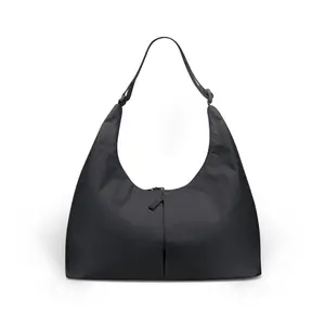 Bolso bandolera en T Got Bag image-1