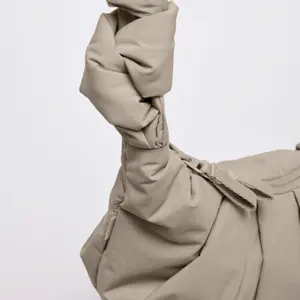 Handtasche Got Bag Moon Pleat Small image-3