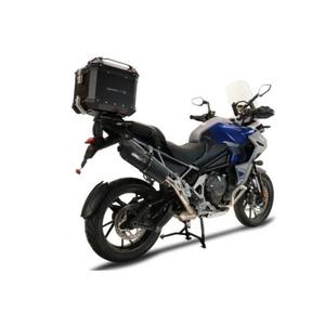 t-2-ba-45-alp-b-hlinikovy-motocyklovy-horni-kufr-se-zahrnutou-specialni-deskou-gpr-tech-triumph-tiger-900-2020-2023-e5-cerna